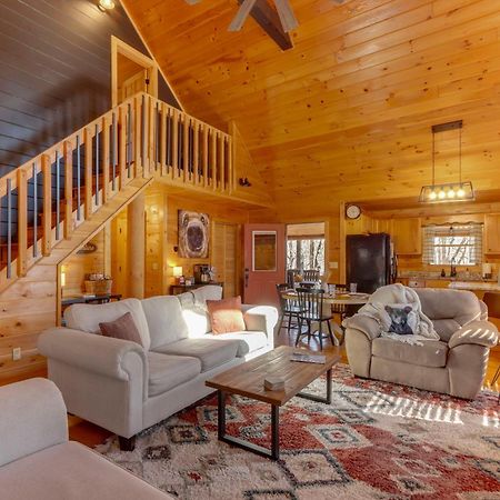 Blue Ridge Cabin Hot Tub, Fire Pit And Grill! Exterior foto