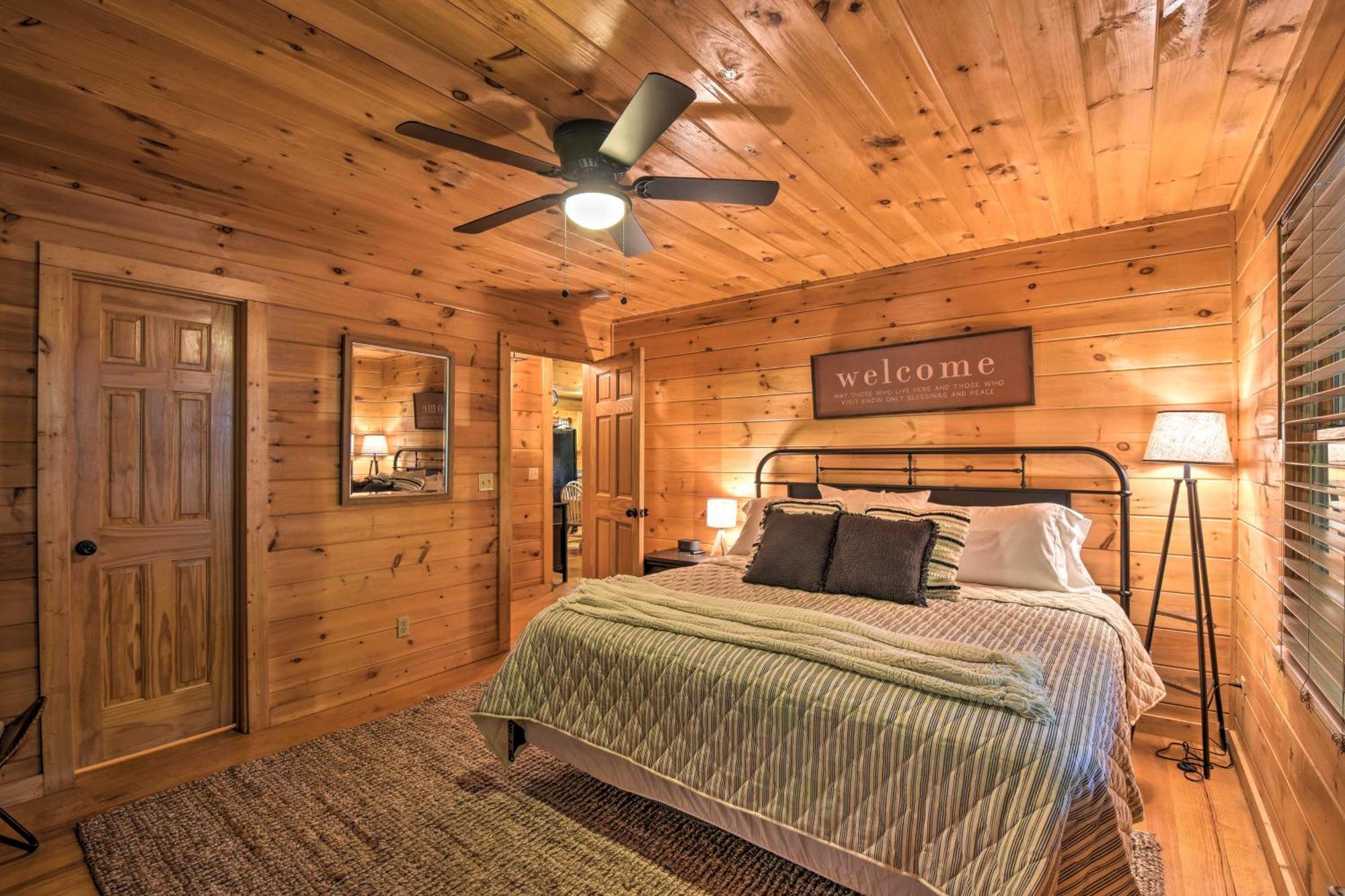 Blue Ridge Cabin Hot Tub, Fire Pit And Grill! Exterior foto